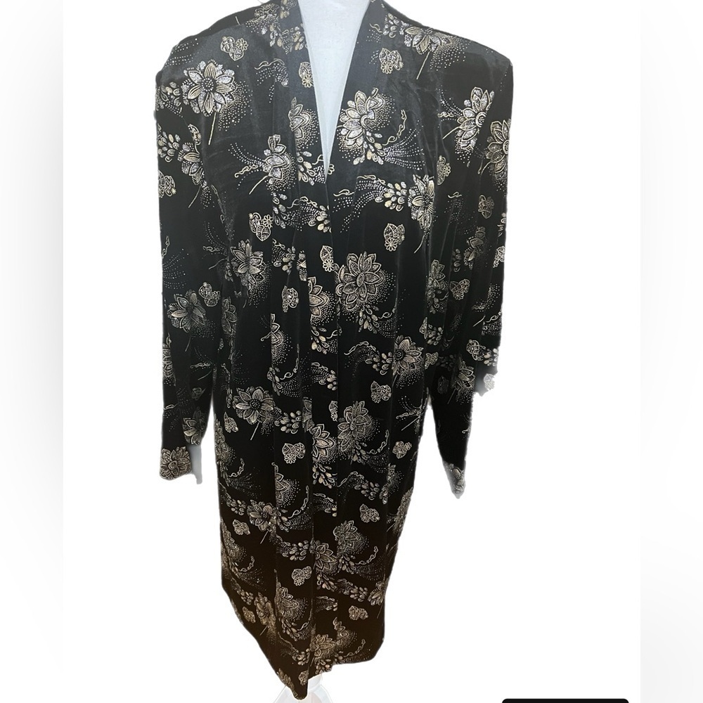 Dress Barn Cardigan Size 18W Open Front Velvet Floral Glitter Pattern.